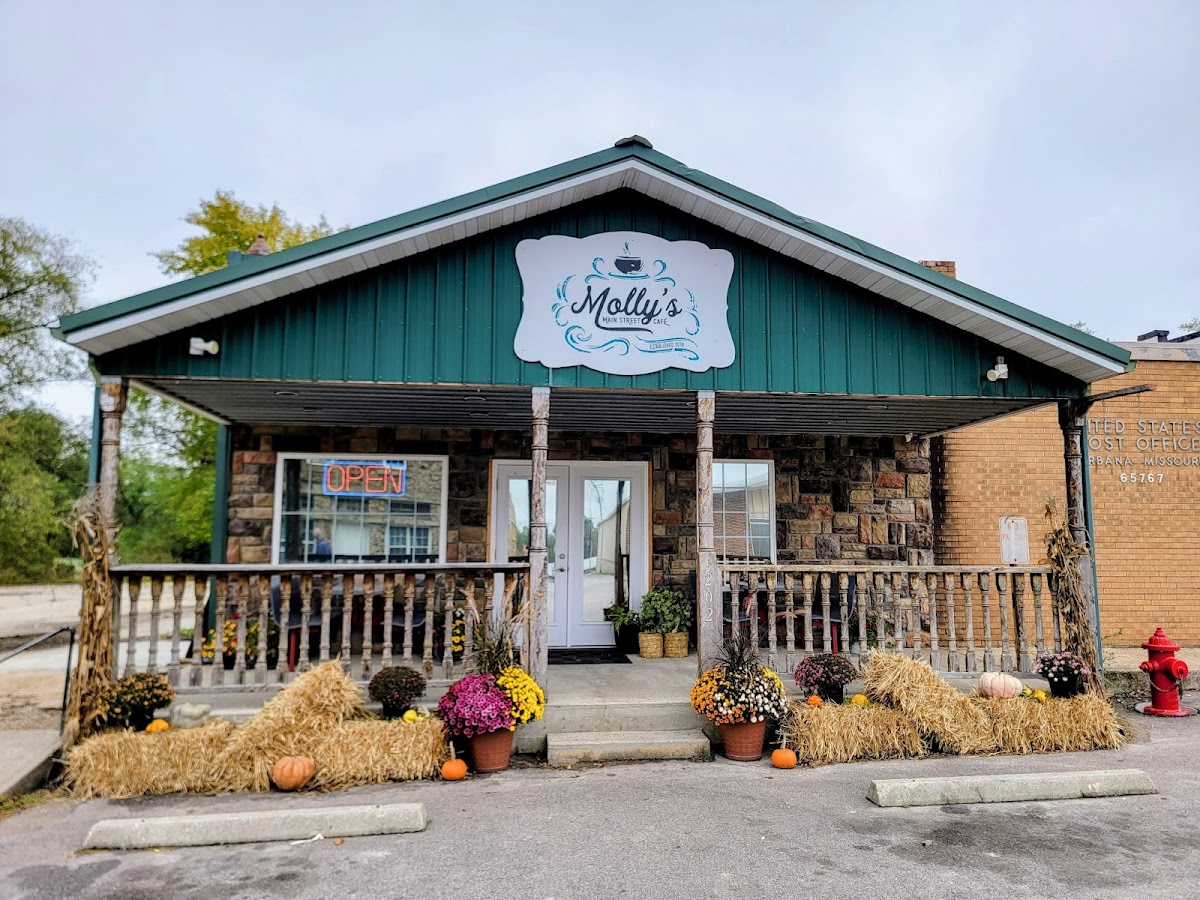 Molly's Main St. Cafe