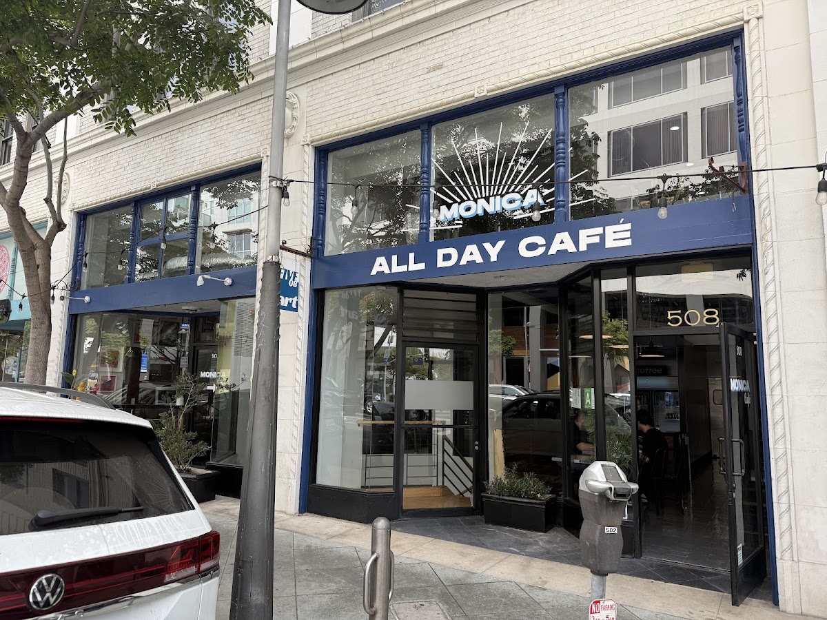 MONICA CAFÉ