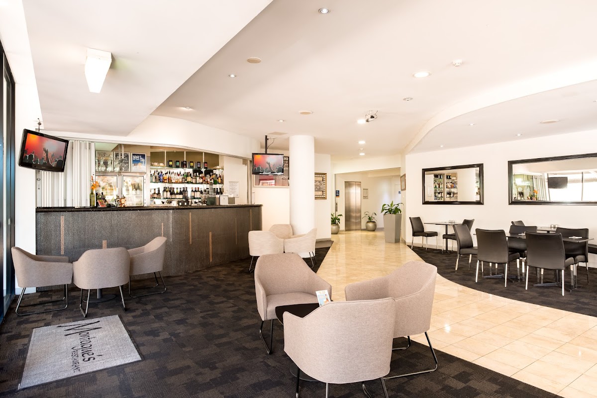 Montagues Restaurant - Riverside Hotel's Signature Restaurant