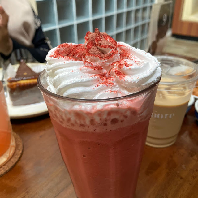 Red Velvet Frappe