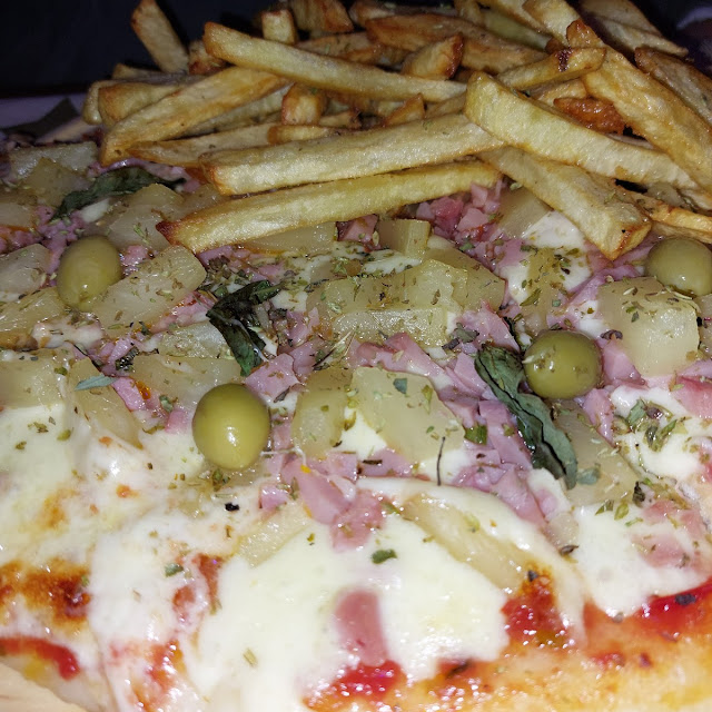 Pizza Hawaiana Con Papas Fritas