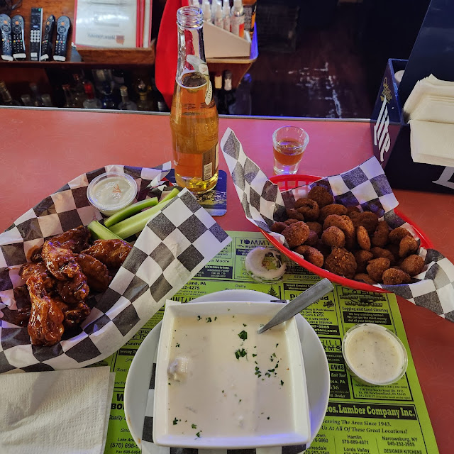 Hunters Heat Wings Ghost Pepper Mushrooms and Clam Chowder