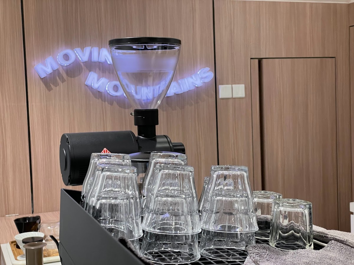 Moving Mountains Coffee Club
