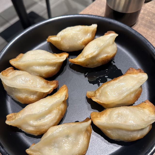 Pan Fried Chive and Pork Dumpling 8 pcs