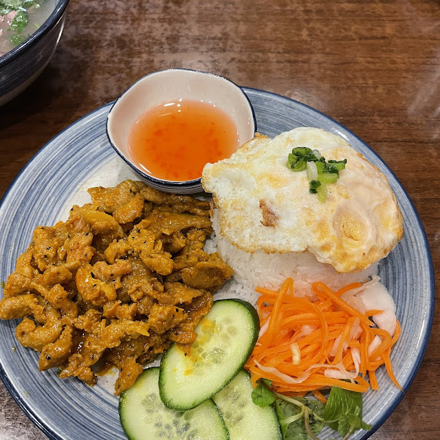 Broken Rice with Egg
