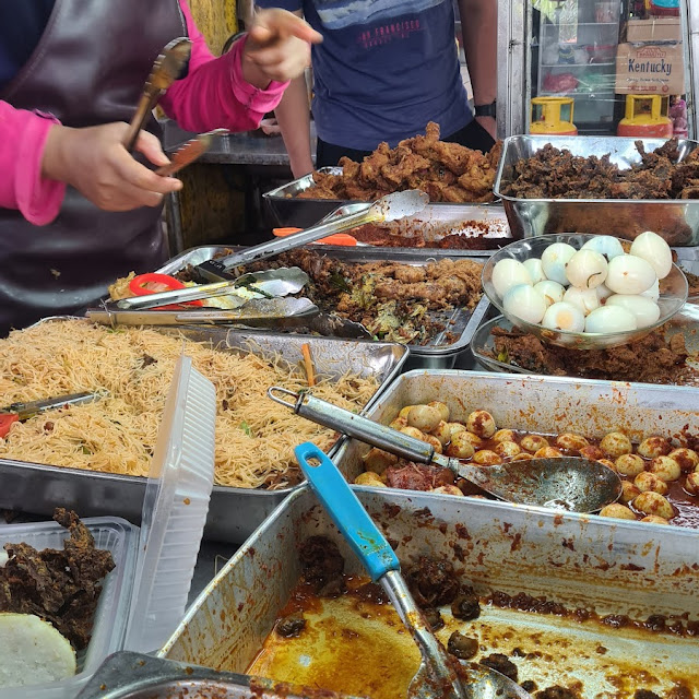Nasi Lemak Lontong