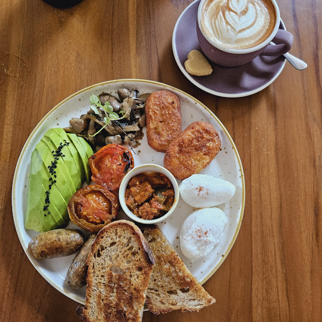 Big Brekkie