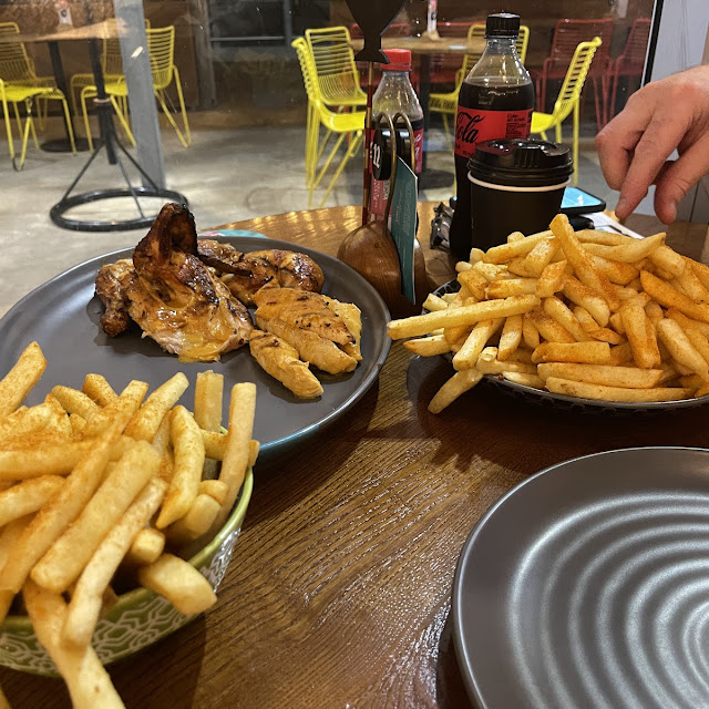 1 2 Peri-Peri Chicken Reg Chips Reg Drink