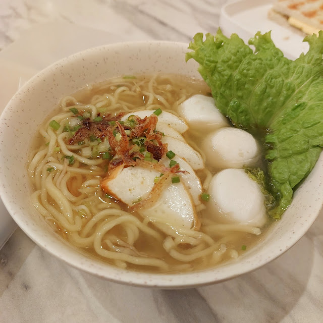 fish ball noodle soup 鱼圆汤面