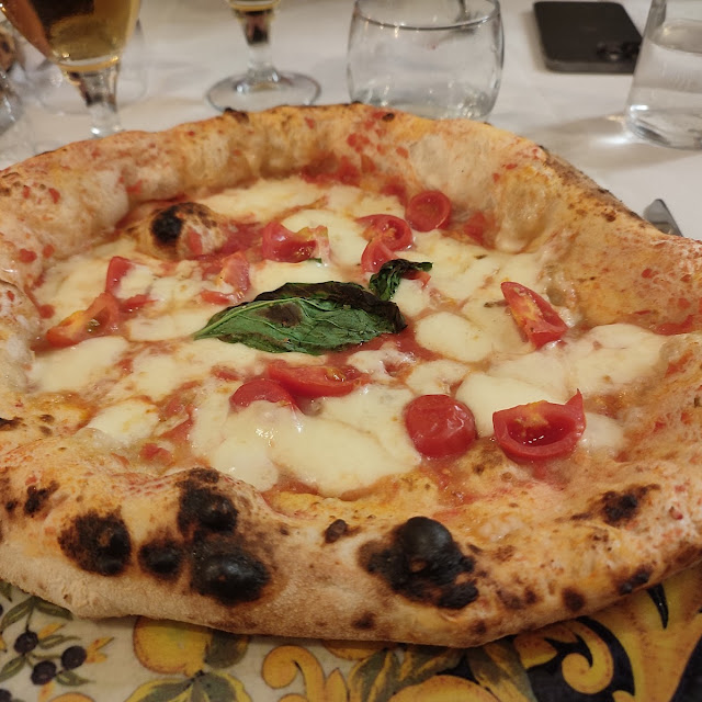 Pizza Margherita Con Bufala