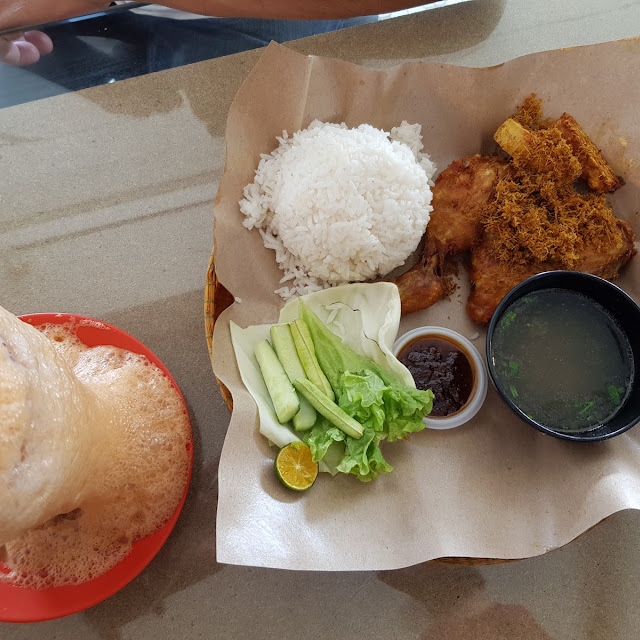 Nasi Ayam Penyet
