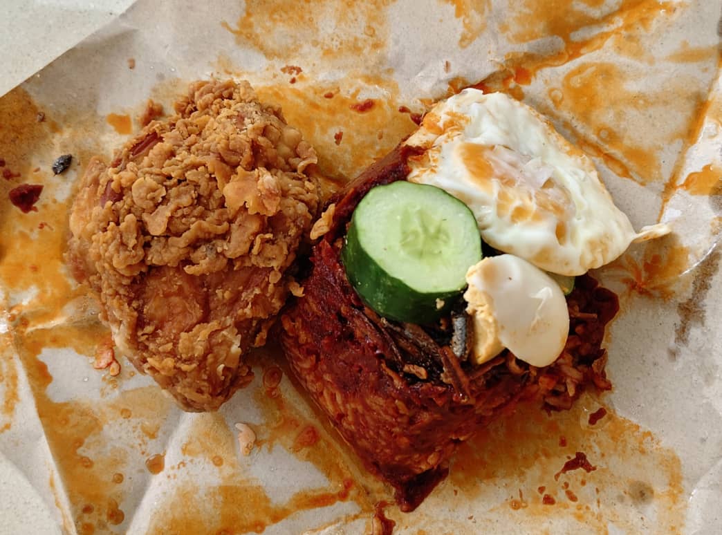 Nasi Lemak Izzat Puchong Indah