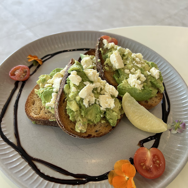 Smashed Avo