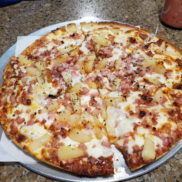 Hawaiian Pizza