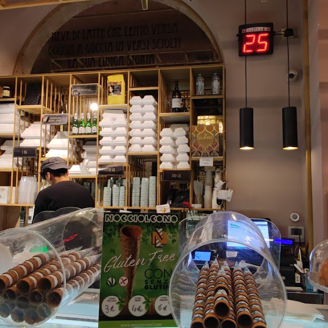 Coppetta Gelato E Vaschette