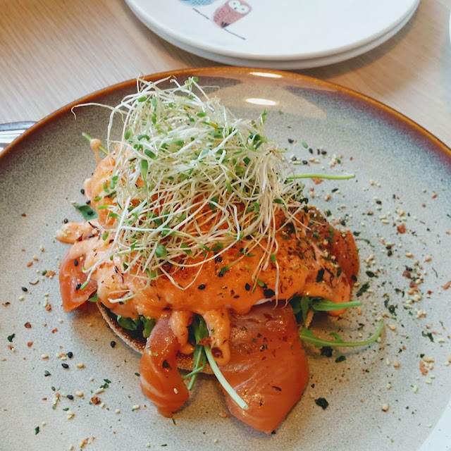 Salmon Mentaiko Egg Benedict
