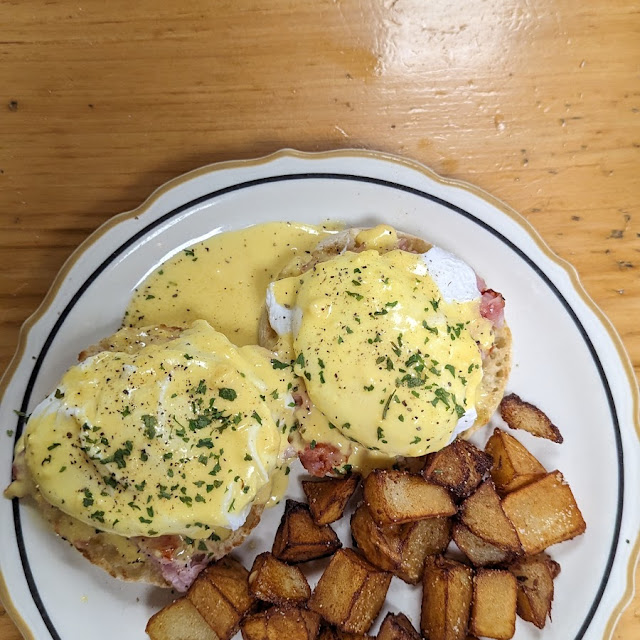 Eggs Benedict