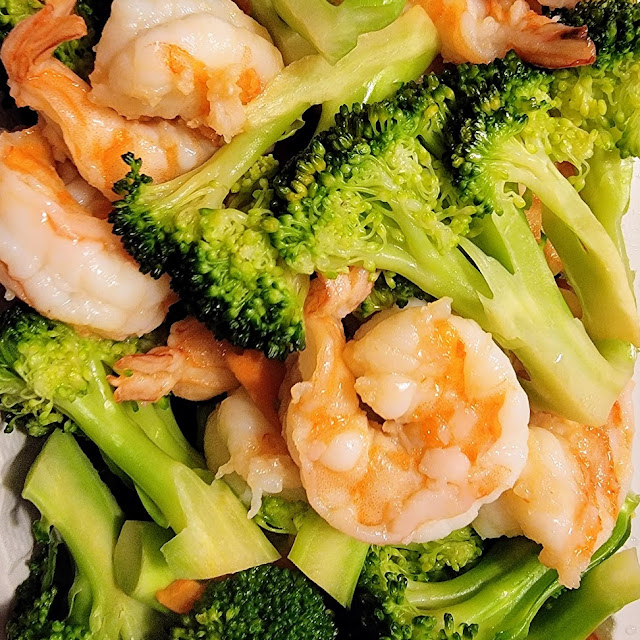 Steamed Shrimp with Broccoli