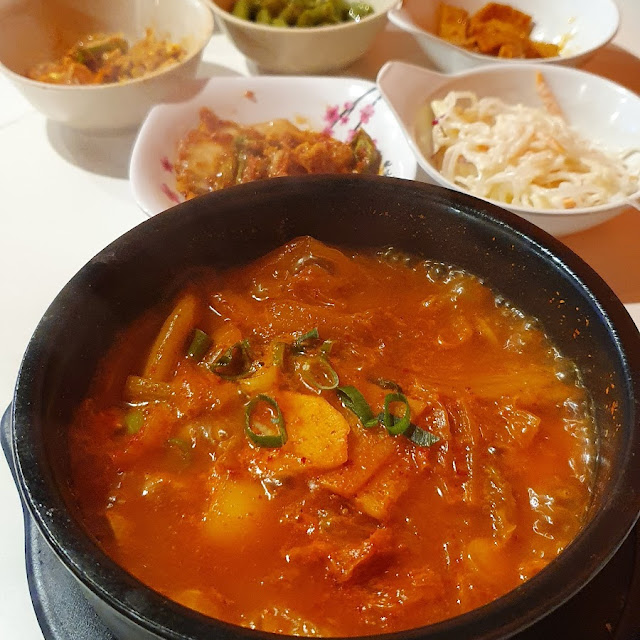 Kimchi Soup with Pork