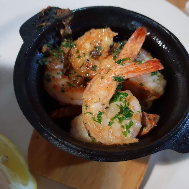 Sizzling Garlic Prawns