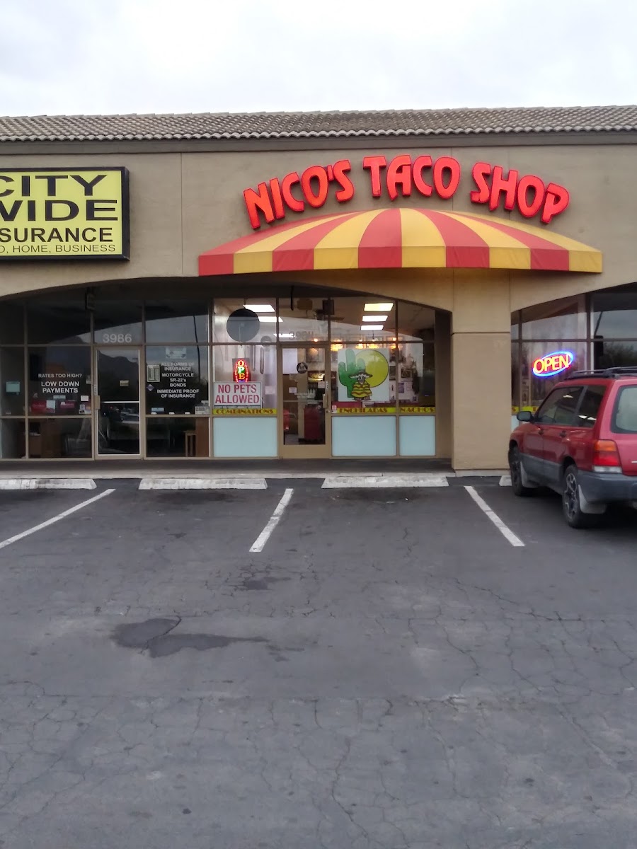 Nico's Taco Shop