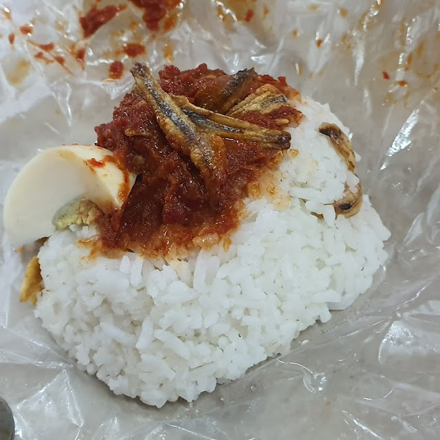 Nasi Lemak Ikan Bilis