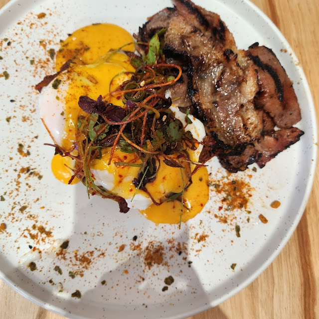 Eggs Benedict