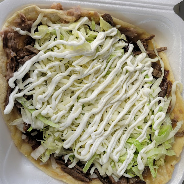 Lettuce and Sour Cream