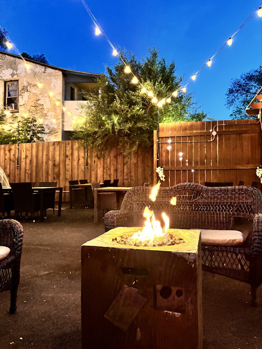 North Street Tavern