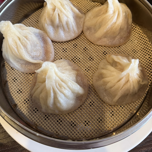 steamed meat-fillet buns 5pc 小笼包