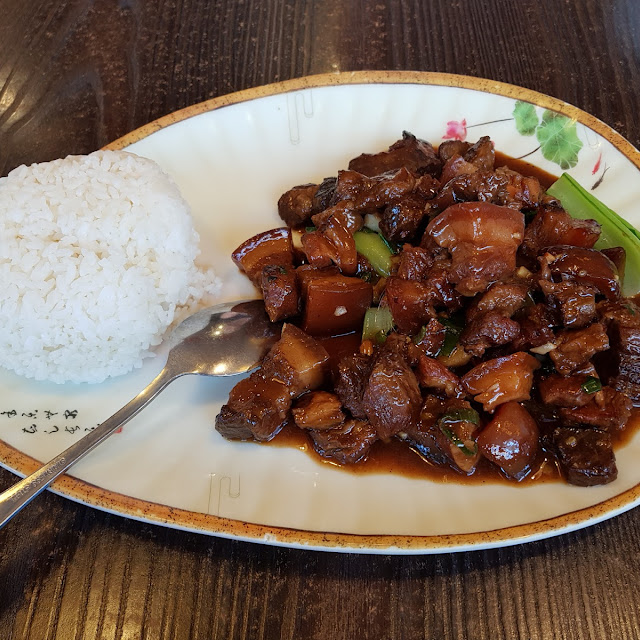Braised Pork in Brown Sauce with Rice
