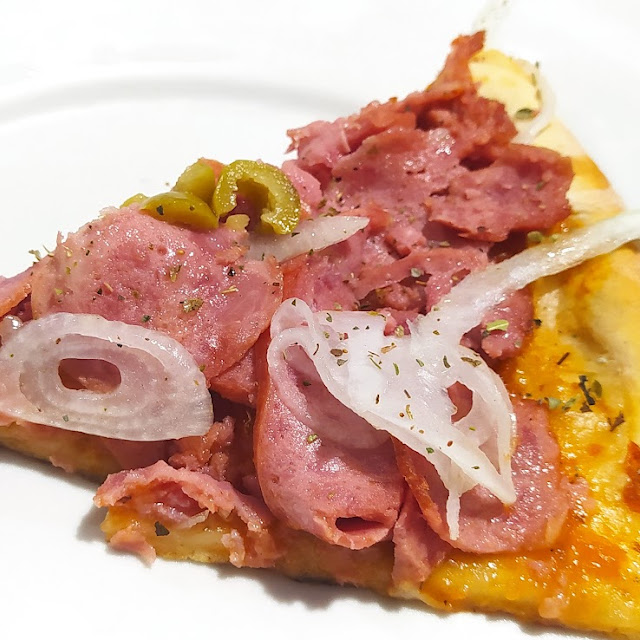 Pizza de Calabresa Paulista