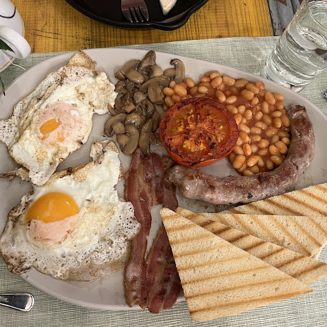 English Breakfast