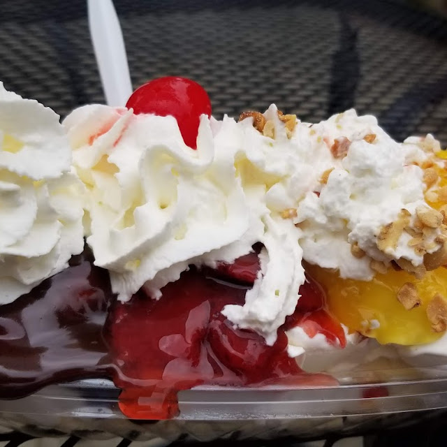 Classic Banana Split