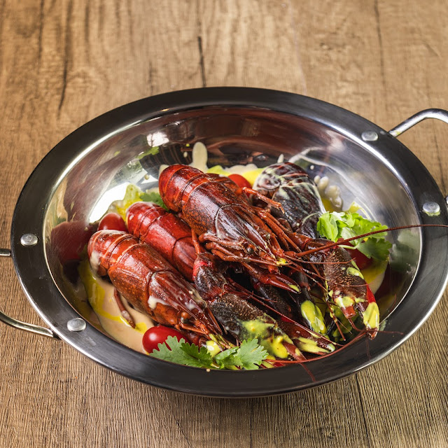 Lobster Steamed Boiled