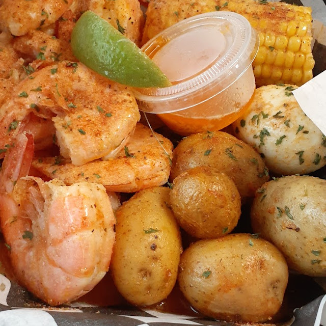 Garlic Shrimp with Special Sauce