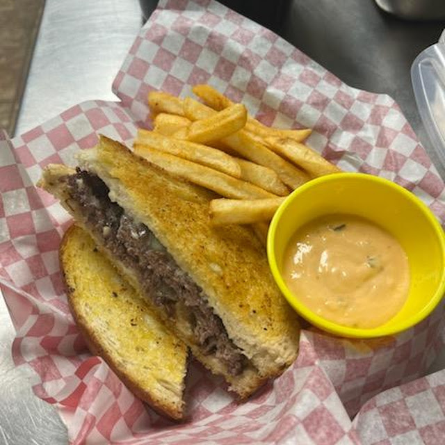 Maui Sweet Onion Pattymelt