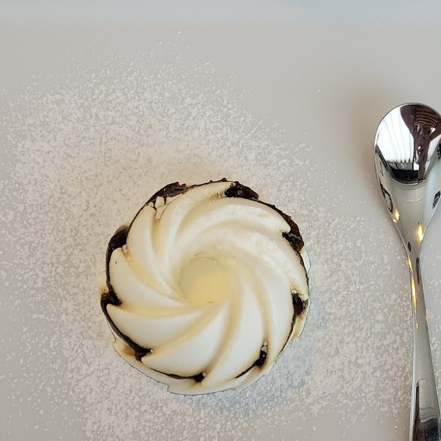Mousse Di Ricotta Con Fichi Caramellati