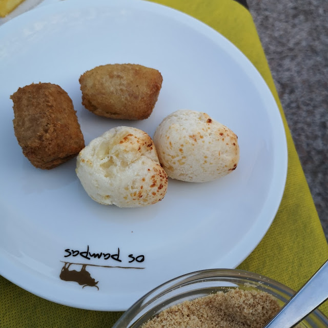Formaggio Fritto E Banana Fritta