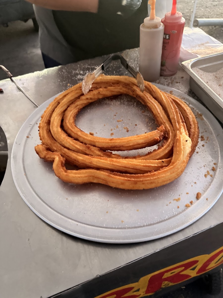 Oscar the churro man