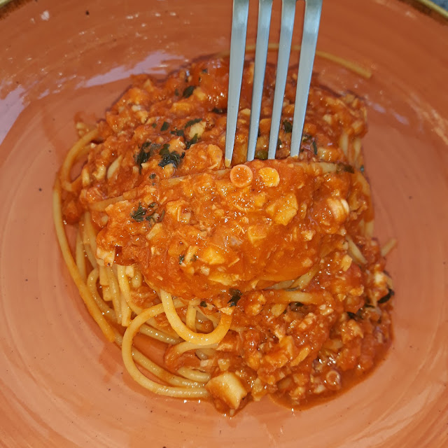 Linguine Al Ragù Di Mare