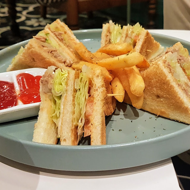 Tuna Sandwich Platter
