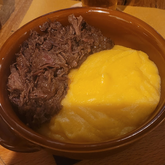 Polenta Con Rosticciata Di Cavallo