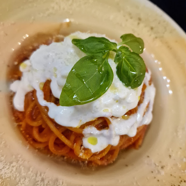 Po'piccante E Stracciatella Di Bufala
