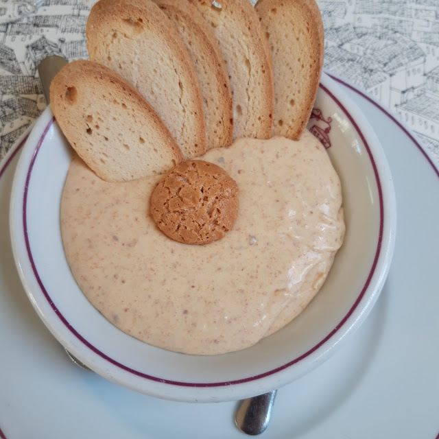 Mascarpone Ed Amaretti