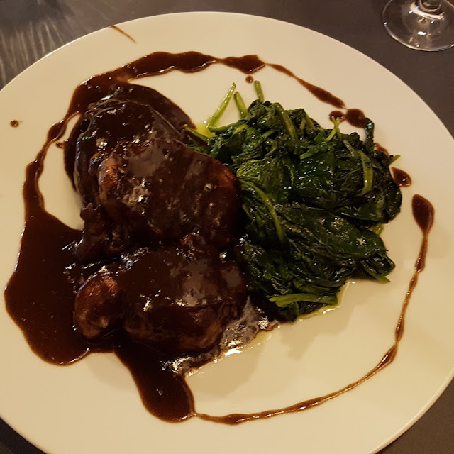 Braised Beef in Chianti with Pan-Fry Fresh Spinach