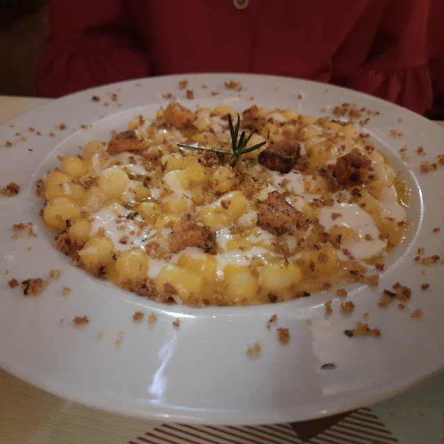 Gnocchi Con Zucca E Taleggio Con Pane Al Timo