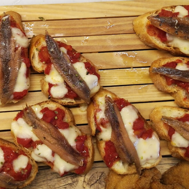 Tartine Con Pomodorini E Alici