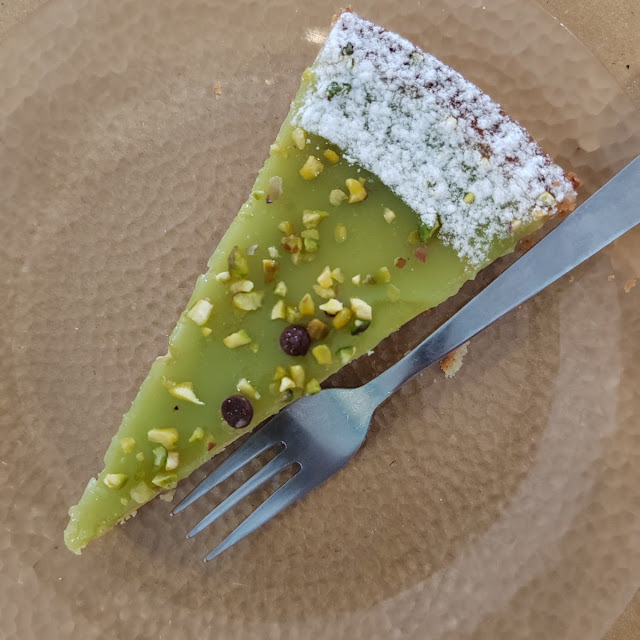 Pistachio Cake