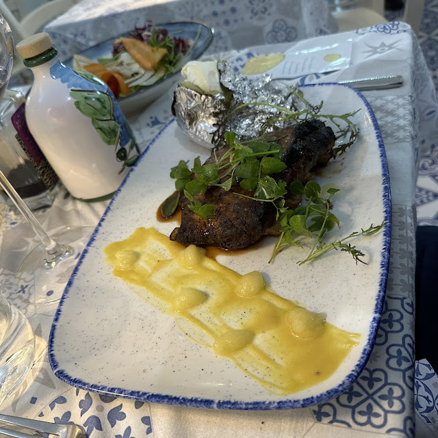 Slow Cooked Pork Ribs